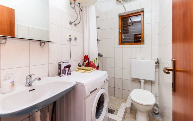 House Ivana Tribunj