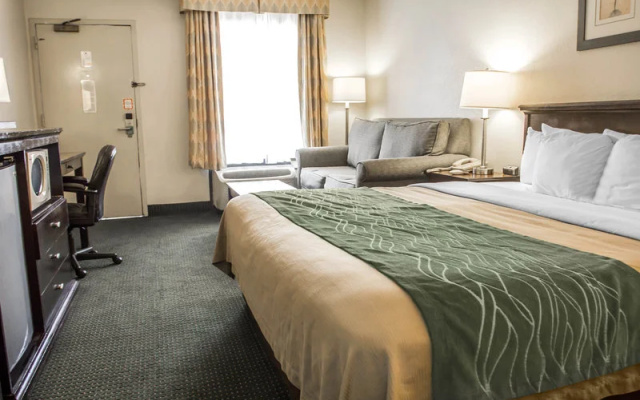 Quality Inn Riverside Near UCR And Downtown
