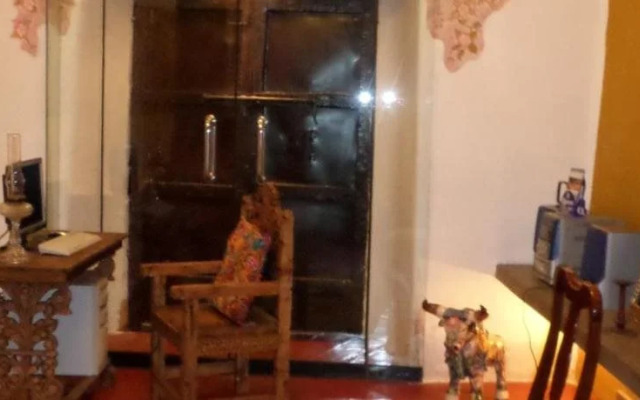 Andean Palace Boutique