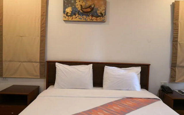 Baan Worachan Hotel