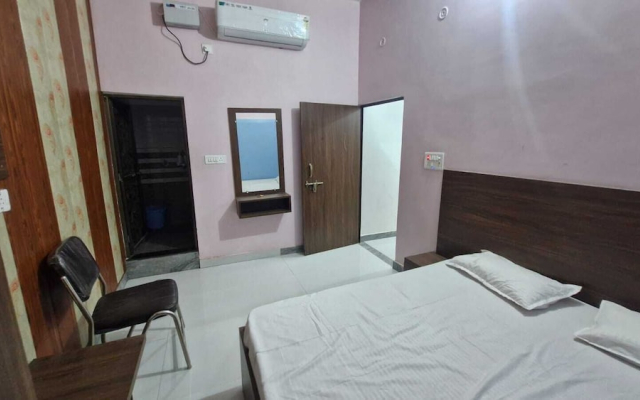 Hanumant Kripa Paying Guest House