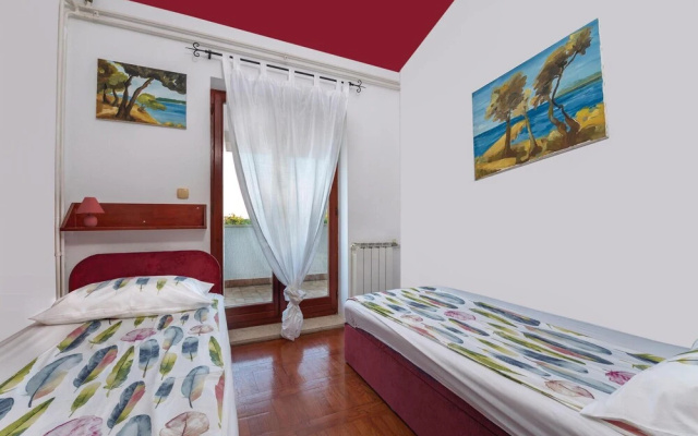 Nice Home in Pula With Wifi and 4 Bedrooms