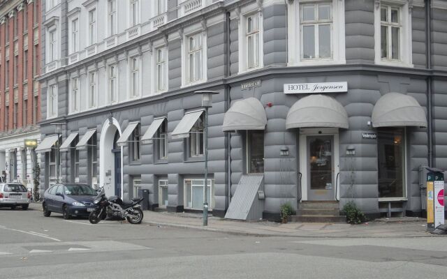 Hotel Jørgensen вид на фасад