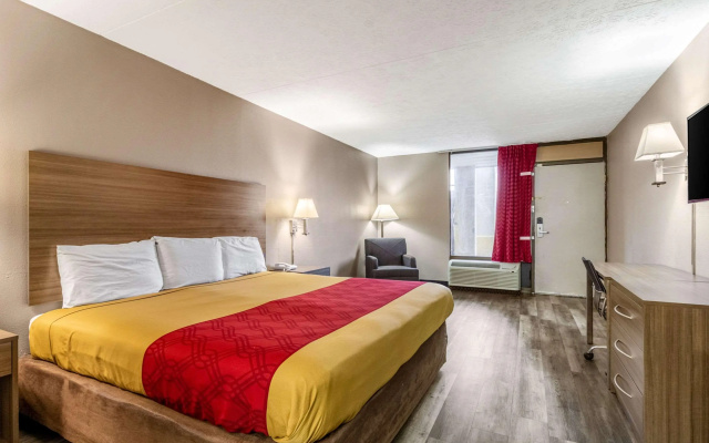 Econo Lodge Seymour