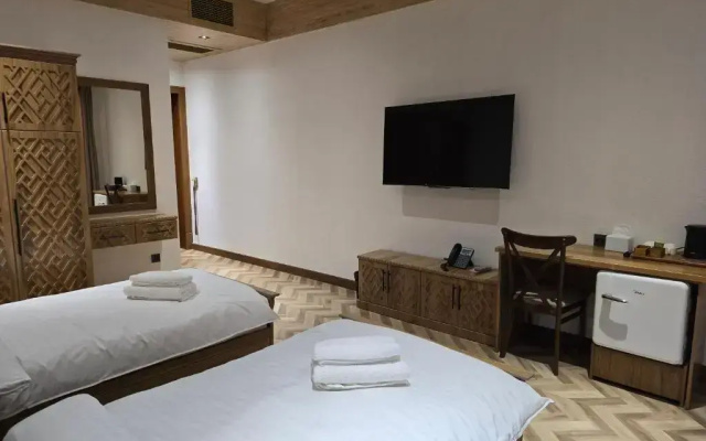 Pana Hotel (Пана)