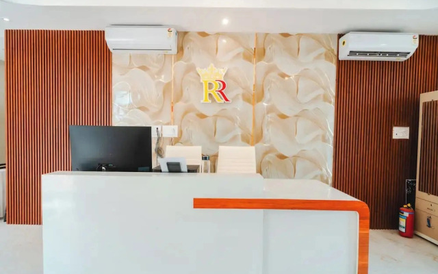 Travinities Hotel - The Royal Palace