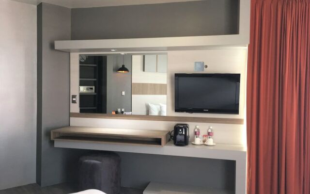 ESDUMA HK Hotel Pachuca