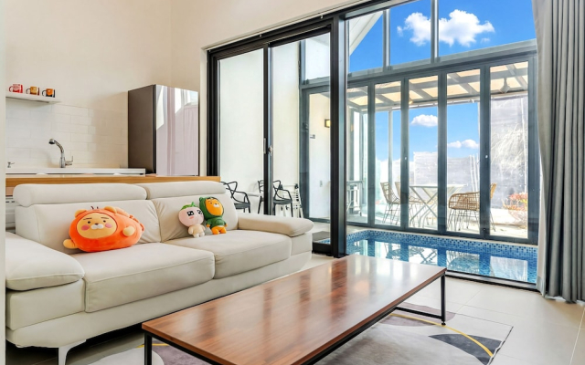 Gyeongju Heybreeze Pool Villa