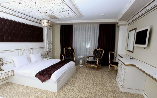 Opera Hotel Baku 1