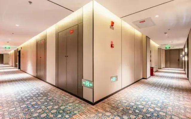 Xinlü Jianglan Pagoda  Hotel (Urumqi High speed Railway Station Branch)