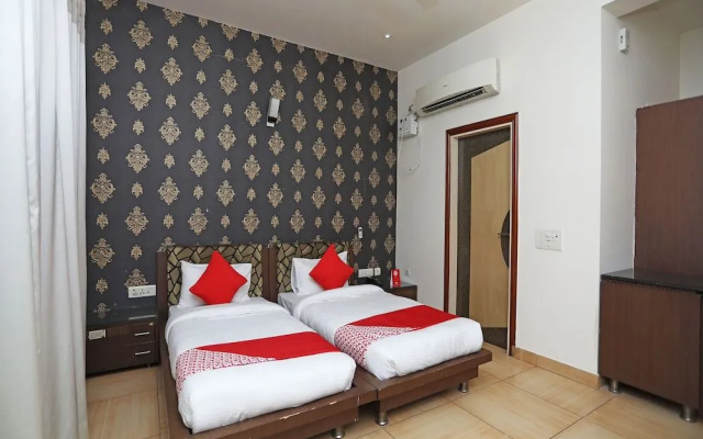 OYO 17257 Stay Inn