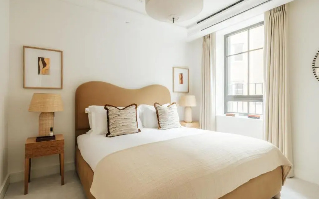 Claridge House by SLO