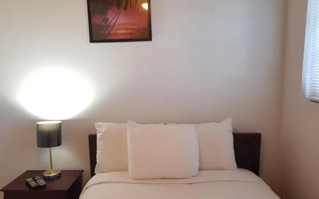 Golden Palms B & B