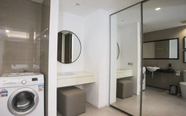 Premium 2BR Apartment near Marvell City Mall at The Linden