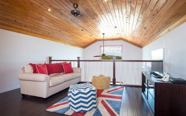 Savannah Hill by Eleuthera Vacation Rentals