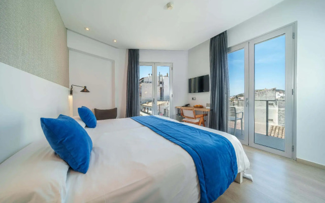 Mar Calma Hotel