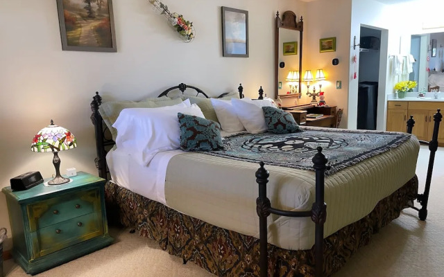 Crystal River Lullaby B&B