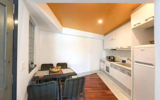 Sunshine Apt- Unique Holidays by the Sea