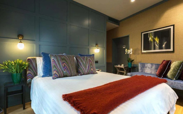 Living Suites