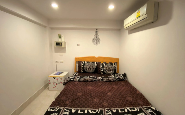 Som Guesthouse