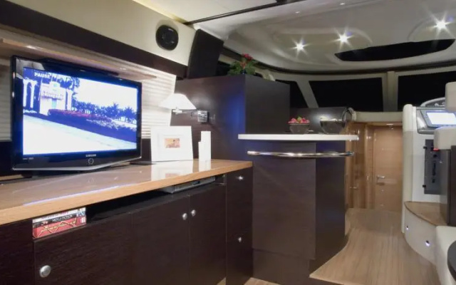 Mary Mary Luxury Yacht
