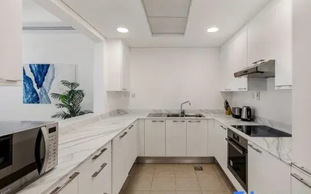 Stylish Apartment Huge Terrace Near Burj Khalifa