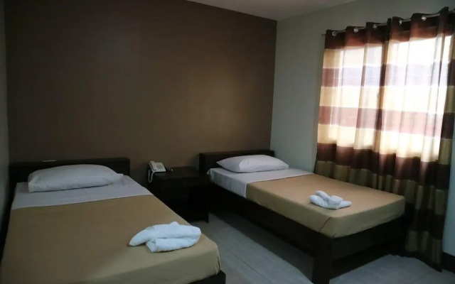 Gateway 21 Hotel and Dormitel