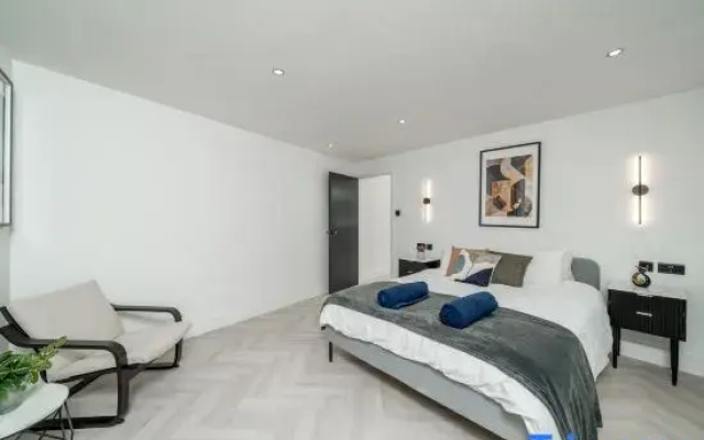 Spacious Executive 1-Bed near Elephant & Castle
