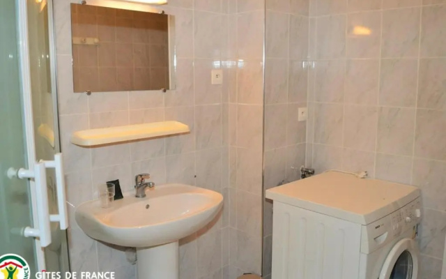 Gîte Saint-Laurent-de-Lin, 4 pièces, 6 personnes - FR-1-381-501