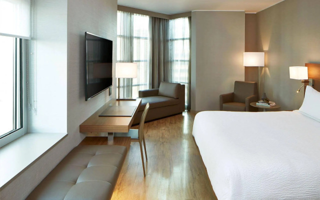 AC Hotel by Marriott Portland Downtown, OR