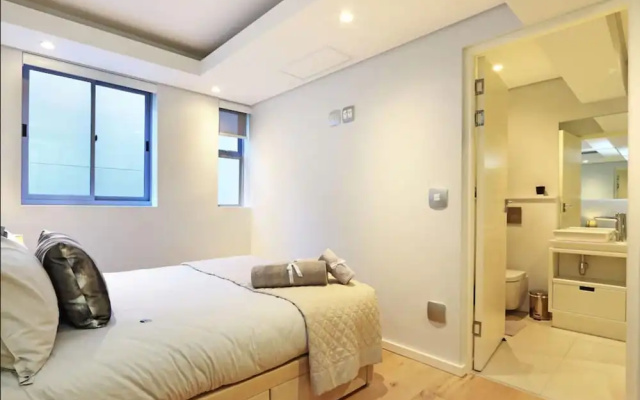 Four on C luxury Suites by Totalstay