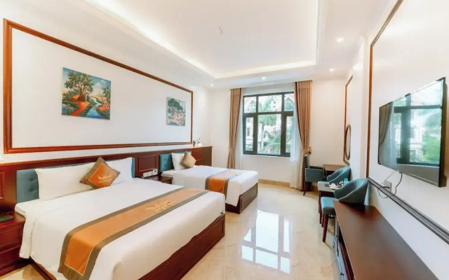 New Ha Long Hotel