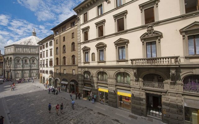 Отель Palazzo Ruspoli Hotel Италия, Флоренция - 1 отзыв об отеле, цены и фото номеров - забронировать отель Palazzo Ruspoli Hotel онлайн вид на фасад