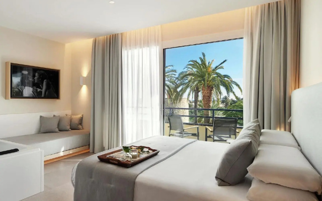 Ceferino Hotel