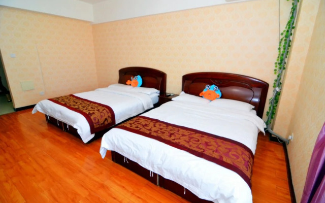 E Home Aparthotel