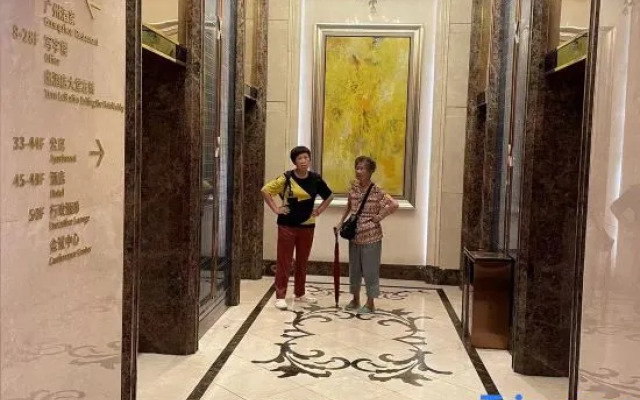 Youjia Apartment (Changgang Subway Station Dabiao Branch)