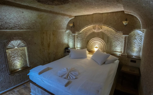 Kemerhan Hotel & Cave Suites