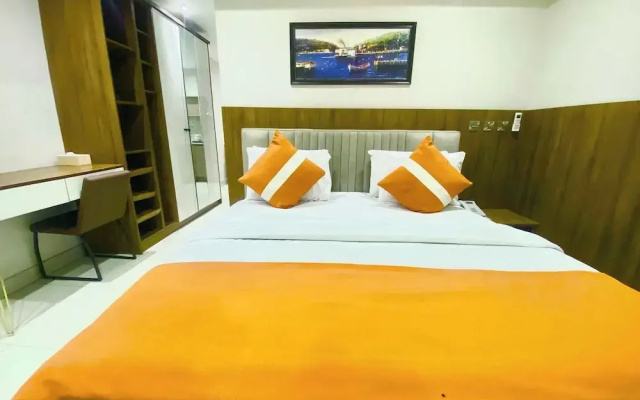 Phoenix Imperial Hotel and Apartment