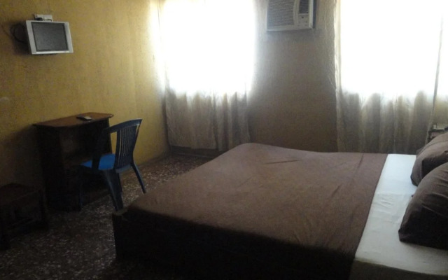 Phoenix Suites and Inn