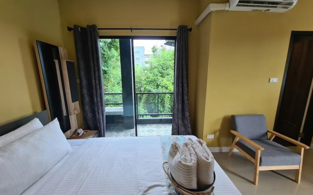 The Lantern Suites