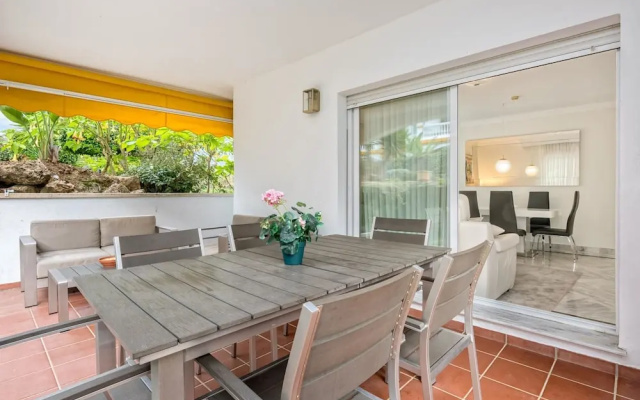 Dama de Noche - 4BR Garden Apartment in Puerto Banus