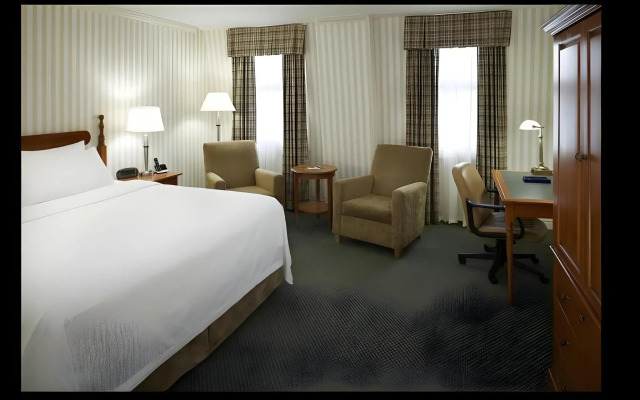 The Barrington Hotel