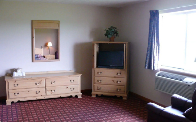 The Woodridge Inn