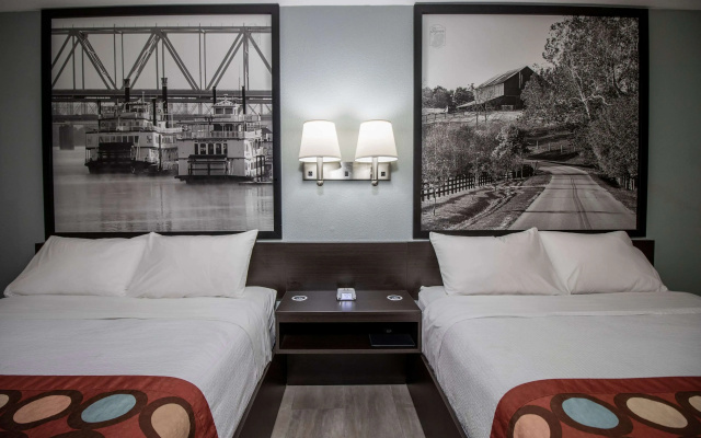 Super 8 by Wyndham Owensboro