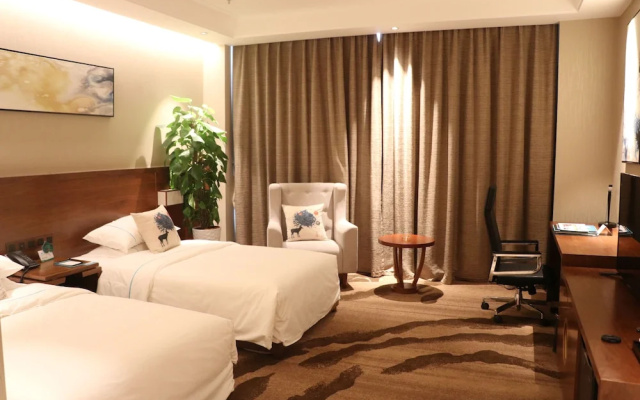 Yantai Dexin International Hotel