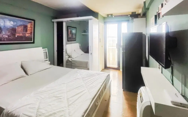 RedLiving Kebagusan City Apartemen by Sleep Room