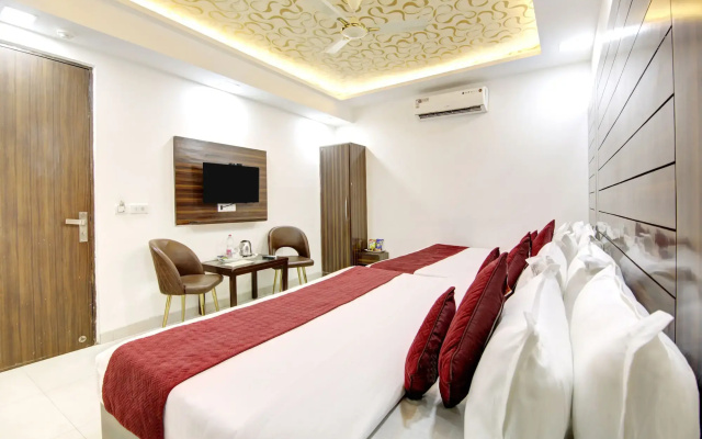 Airport Hotel Chanakya