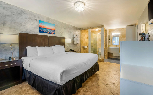 Quality Inn and Conference Center Tampa-Brandon