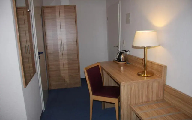 Knesebecker Hof Hotel and Restaurant 