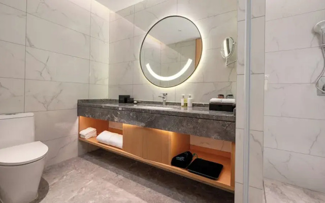 Holiday Inn Weinan Etdz by IHG
